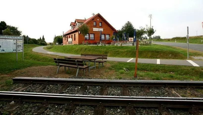 Retkeilymaja Familiengasthof Schaller