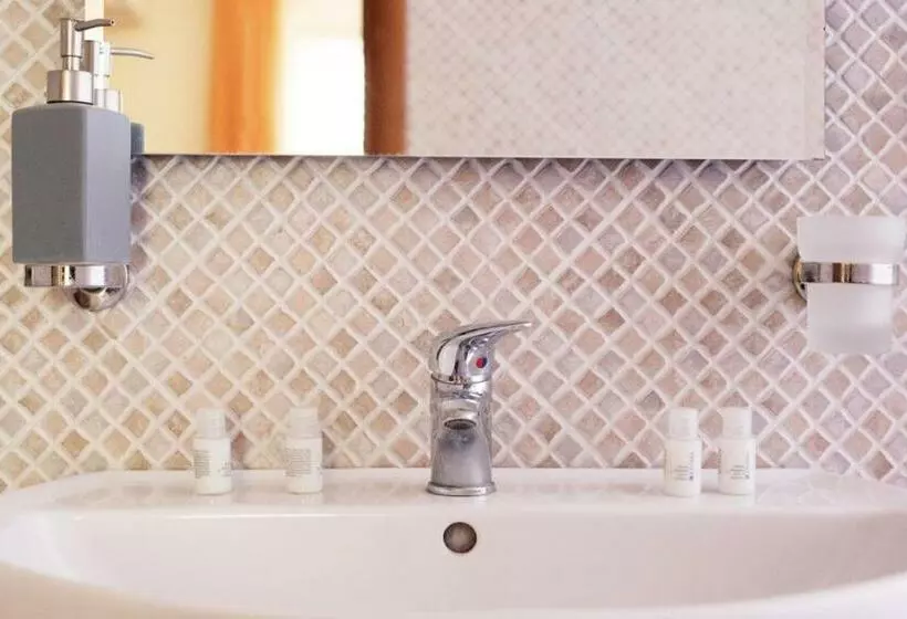 ベッドアンドブレックファースト A Luara