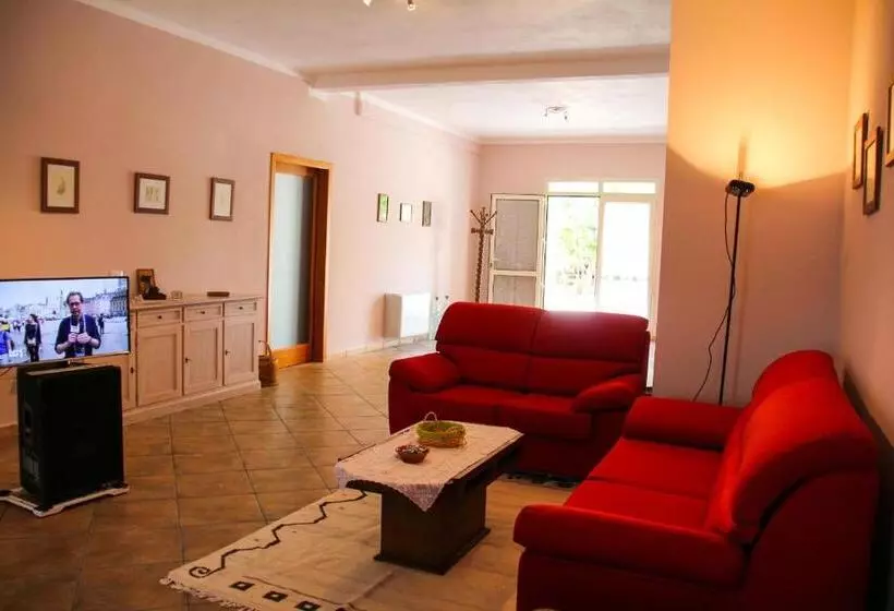 Aamiaismajoitus (B&B) Antas