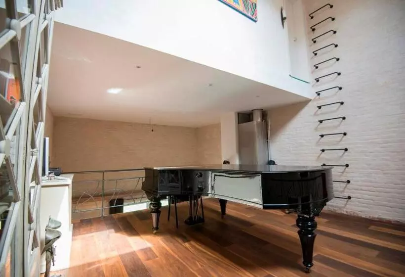 ベッドアンドブレックファースト Gilles De Ver