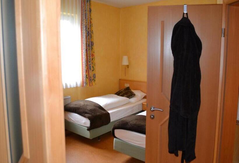 Otel Gasthof Rotes Roß