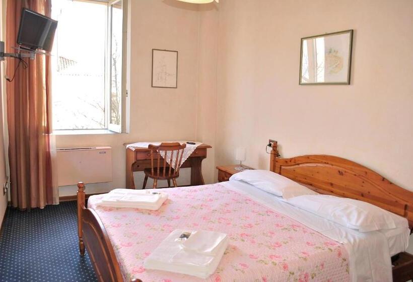 בית מלון כפרי La Lanterna Di Guiglia