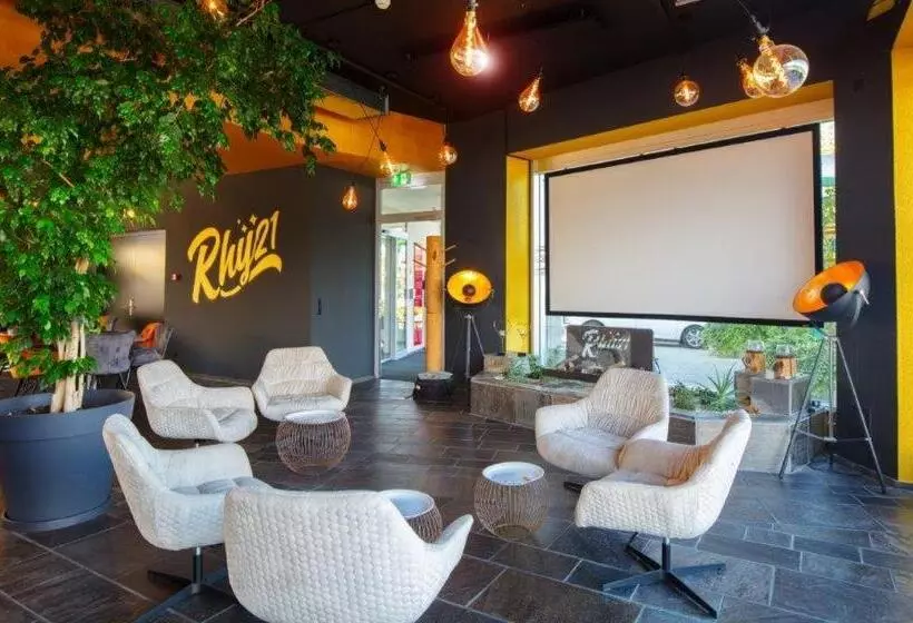 Hotelli Restaurant Rhy