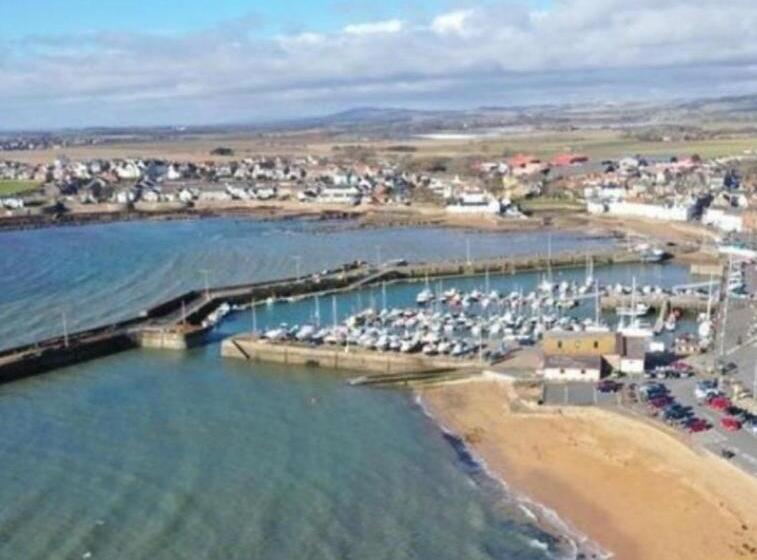 فندق The Coastal Inn Outbuilding