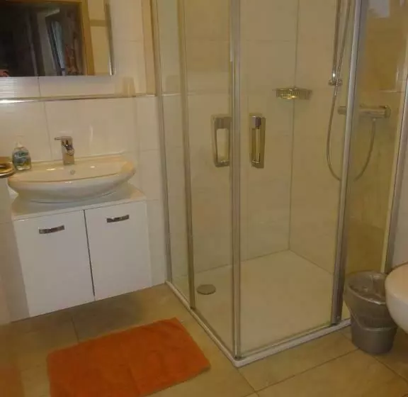 Hotelli Zum Alten Wirt