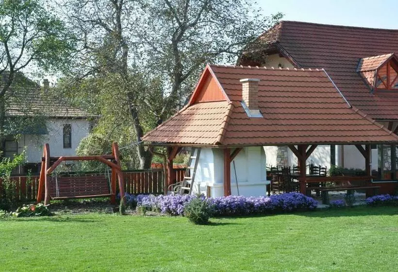 Majatalo Berek Fogadó