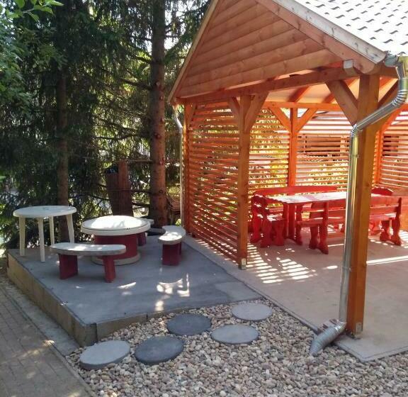 Пансион Gesztenyes Vendeghaz