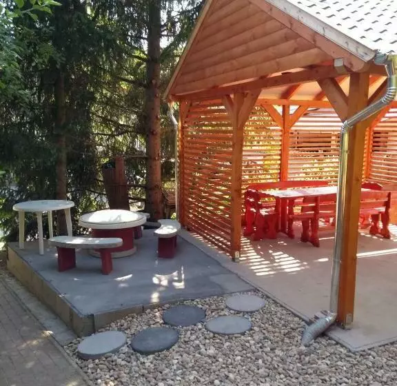 Majatalo Gesztenyes Vendeghaz