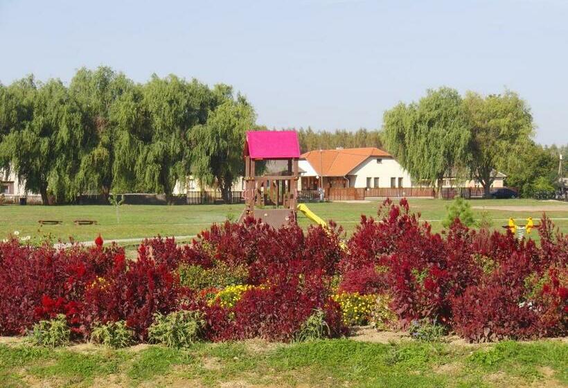 Пансион Kékszilva Vendégház