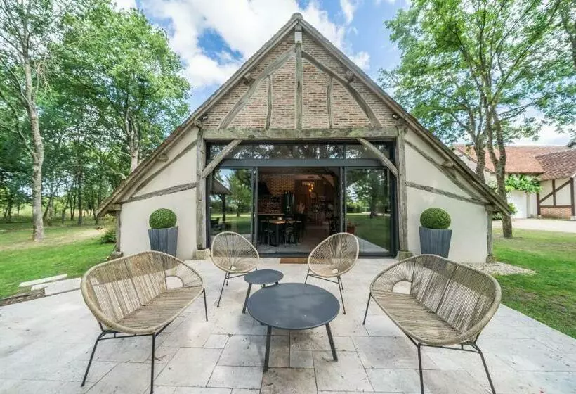 Majatalo La Grange De Léonie, Chambres D Hôtes Avec Piscine Et Spa