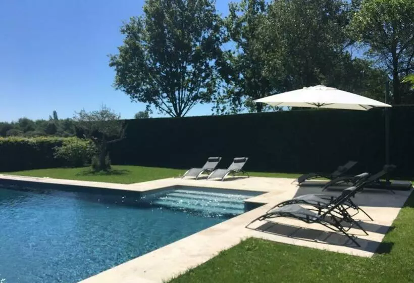 Majatalo La Grange De Léonie, Chambres D Hôtes Avec Piscine Et Spa