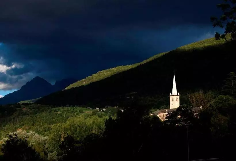 Majatalo La Pietra Felice