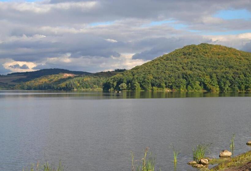 Пансион Vár Lak Vendégház