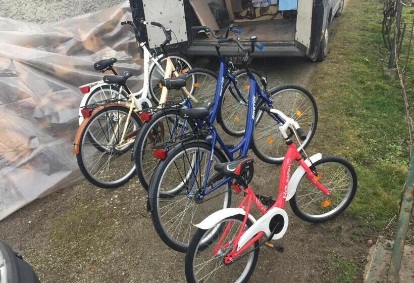 Пансион Vár Lak Vendégház