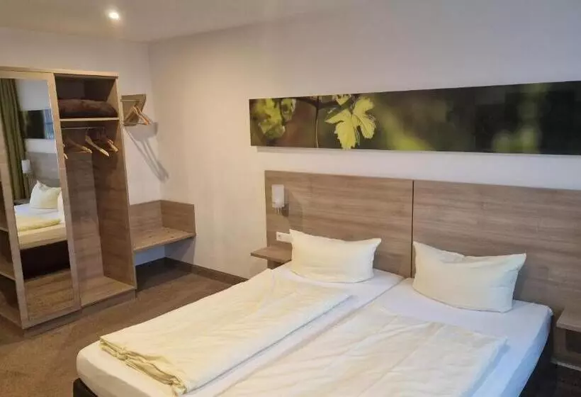 Schwarzer Adler   Hotel Garni