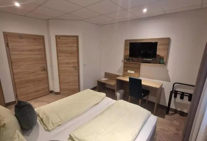 Schwarzer Adler   Hotel Garni