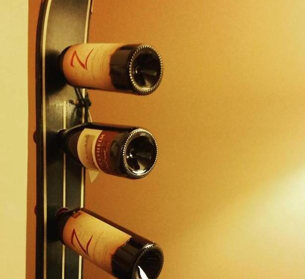 Spillover Motel And Inn