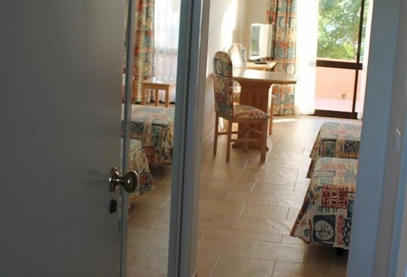 פונדק Canavial Garden   Adults Only