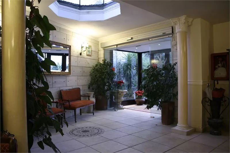 Hotel & Apartments Villa Linda