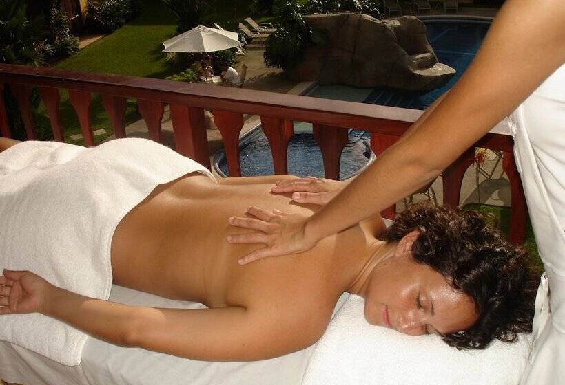 هتل Club Del Sol By Dream Makers