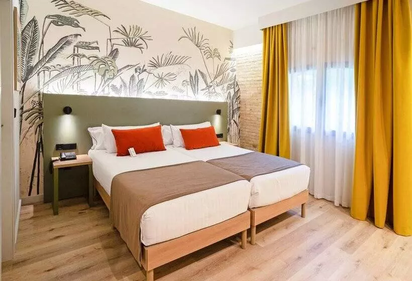 فندق Dwo Valencia