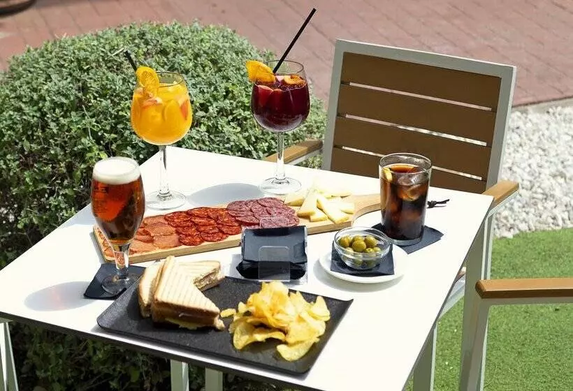 فندق Dwo Valencia