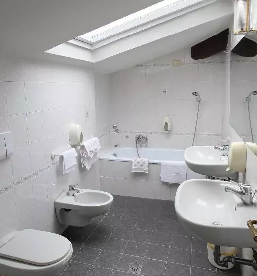 هتل Internazionale