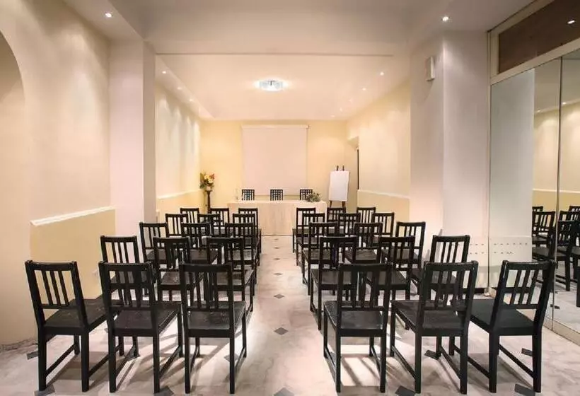 هتل Internazionale