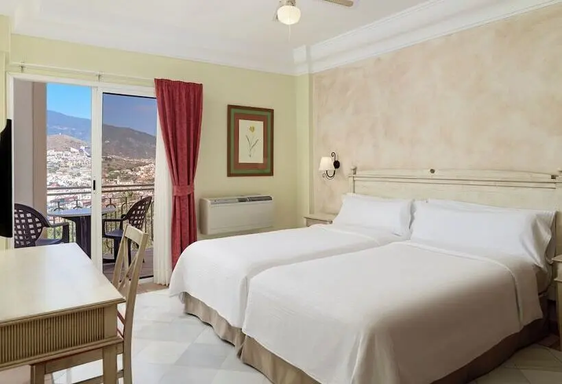 Hotelli Las Águilas Tenerife Affiliated by Meliá