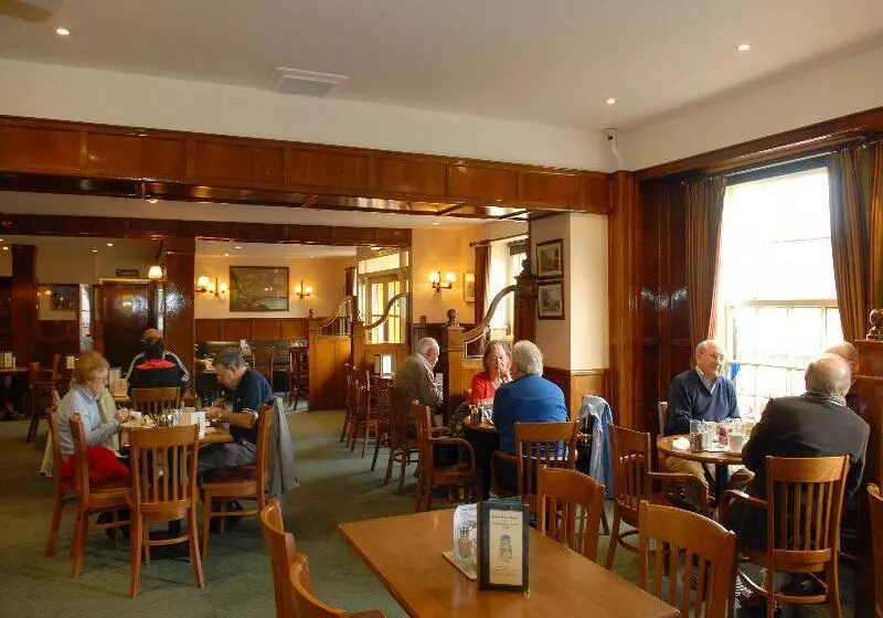 酒店 The Harbourview