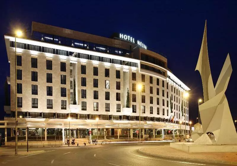 호텔 Nelva
