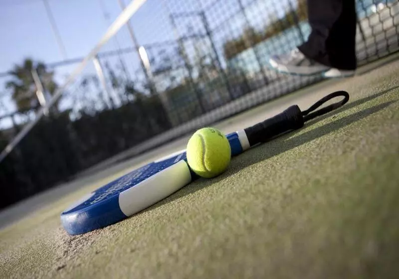 Las Arenas Balneario Resort