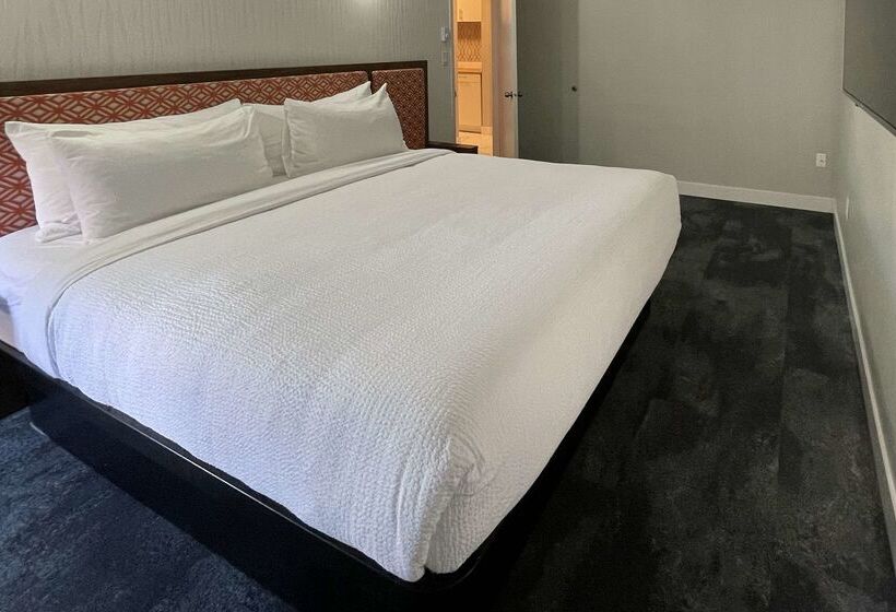 The Vic, Ascend Hotel Collection