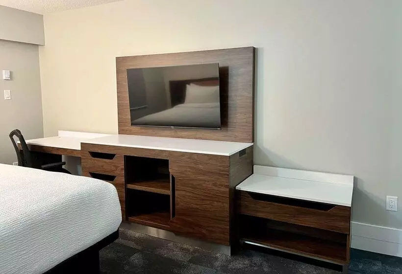 The Vic, Ascend Hotel Collection