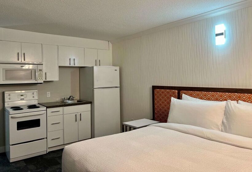 The Vic, Ascend Hotel Collection