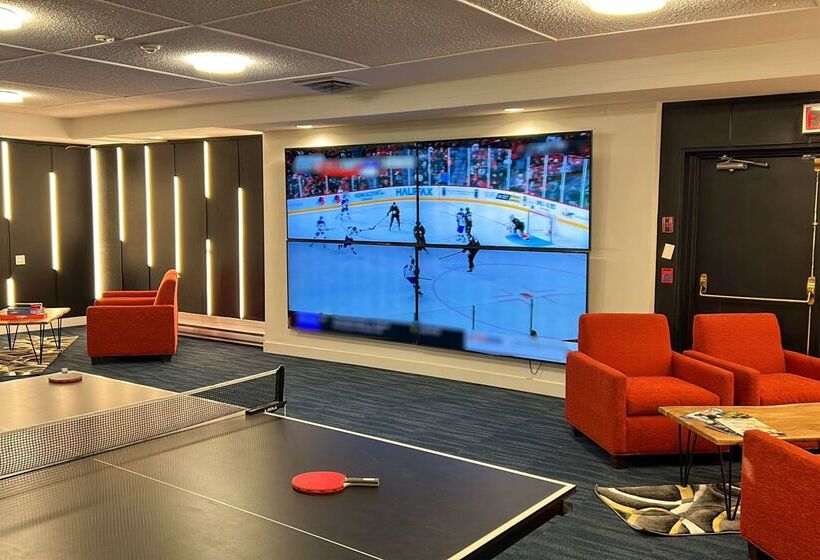 The Vic, Ascend Hotel Collection