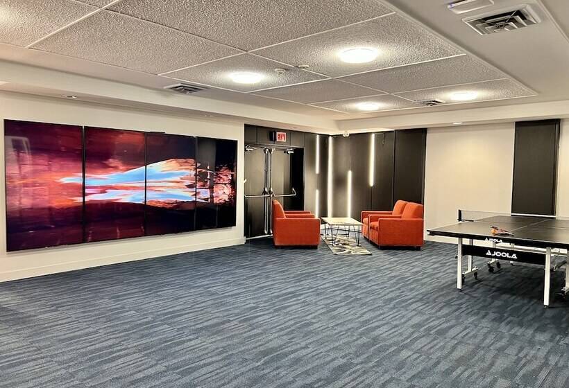 The Vic, Ascend Hotel Collection