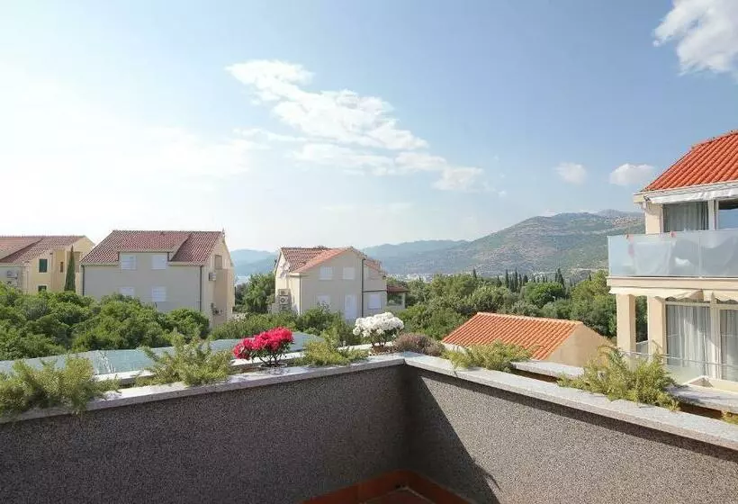 Villa Antea Apartments
