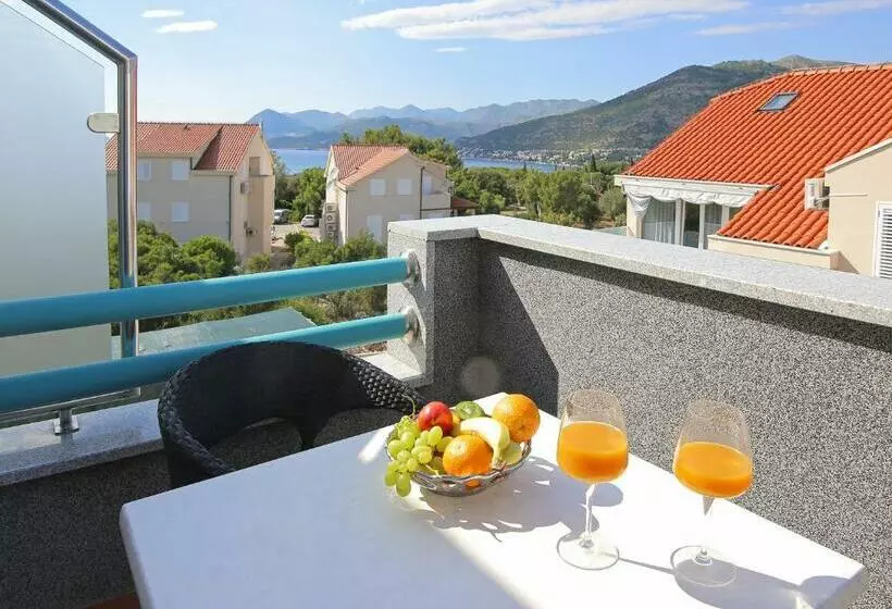 Villa Antea Apartments