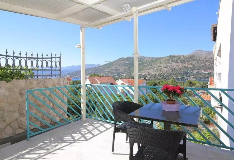 Villa Antea Apartments