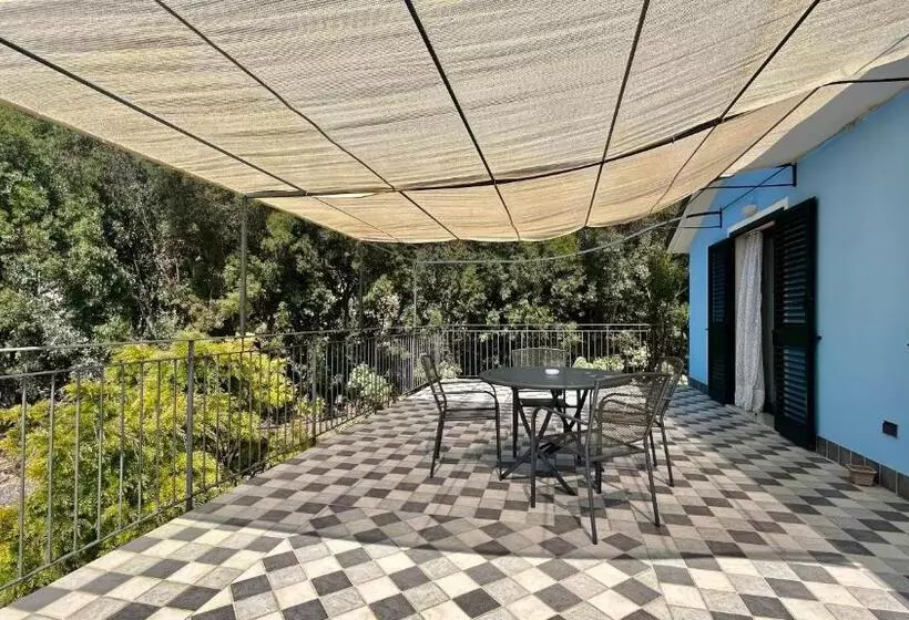 ホテル Agriturismo Azzurra Biricchina