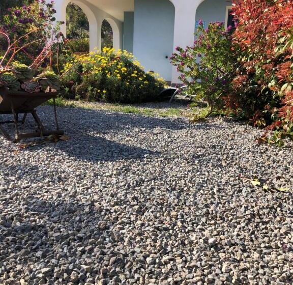 فندق Agriturismo Azzurra Biricchina