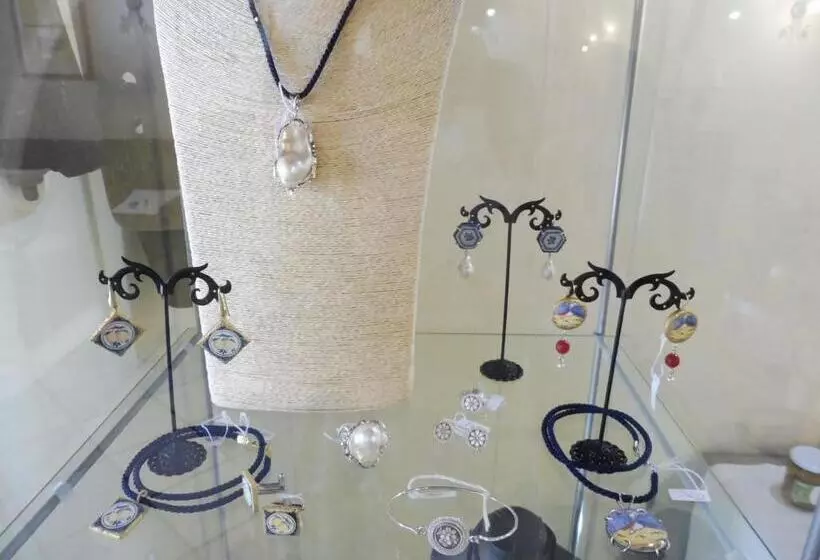 Hotelli Agriturismo Limoneto