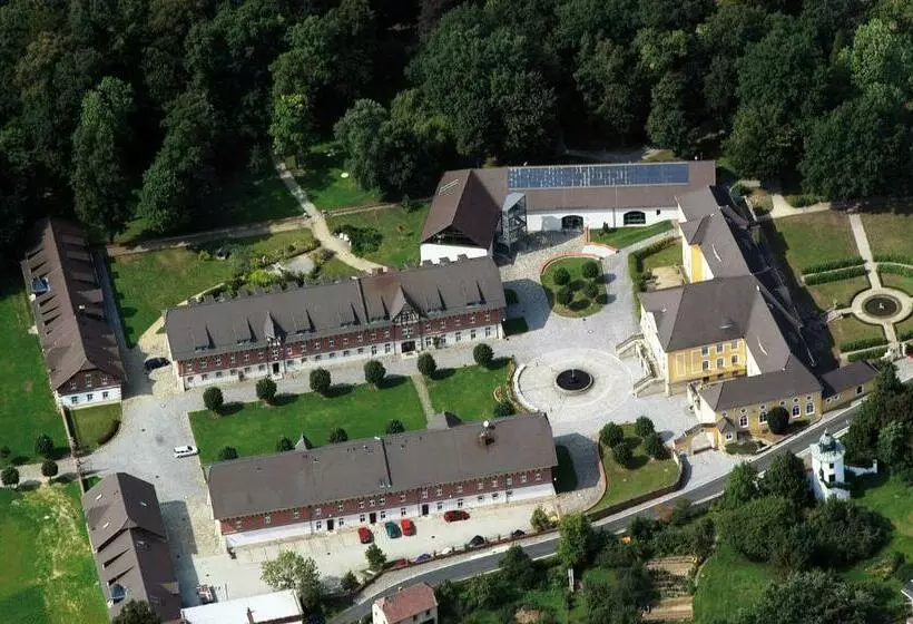 ホテル Bildungsgut Schmochtitz