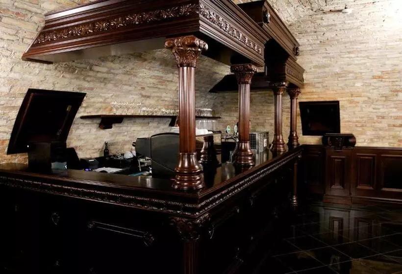 ホテル Forgách Kastély