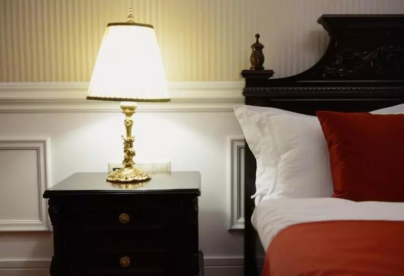 ホテル Forgách Kastély