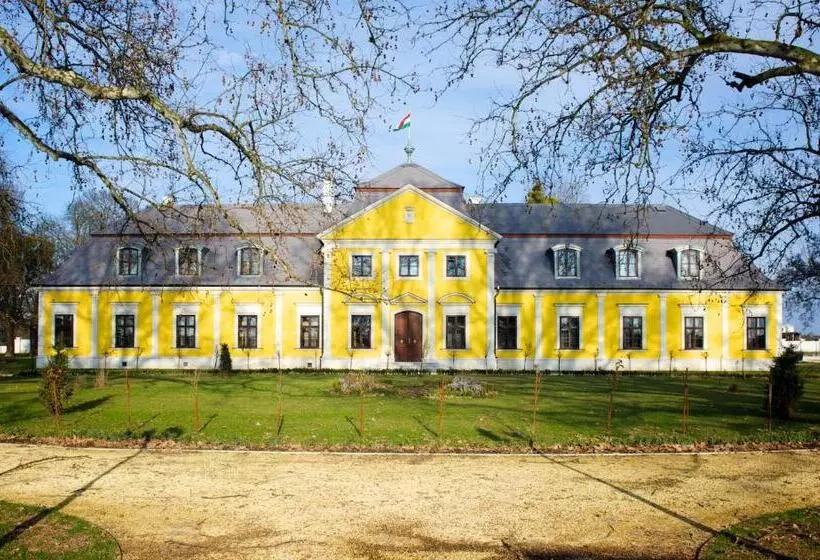 ホテル Forgách Kastély