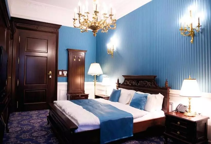 ホテル Forgách Kastély