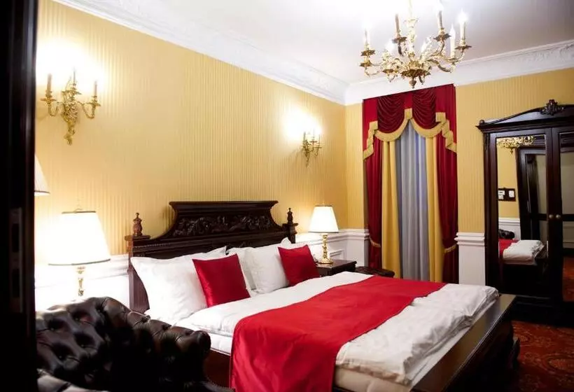 ホテル Forgách Kastély