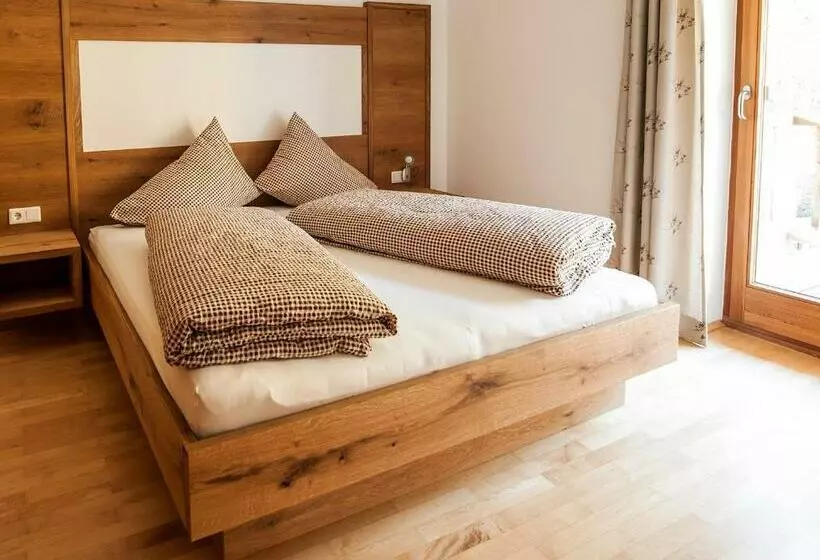 ホテル Gasthof Zur Post